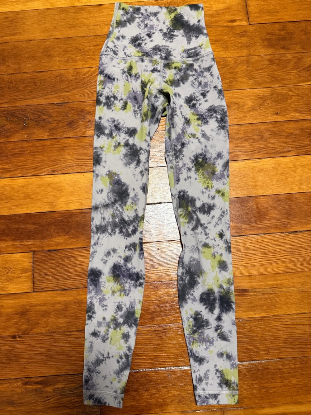 Lululemon NWOT High-Waist Tie-Dye Active Leggings in Gray and Yellow